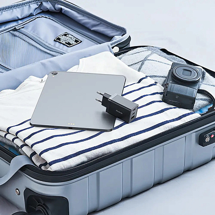 Зарядное устройство сетевое с USB и двумя Type-C входами 70W GaN McDodo CH-1541 (быстрая зарядка PD, QC) черное