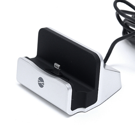 Док-станция с Lightning разъемом для iPhone или iPad 2A Forever DS-01 серебристая