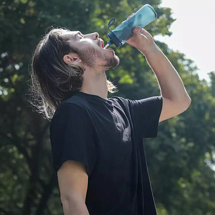 Бутылка для воды спортивная с фильтром Philips GoZero Fitness AWP2712 590 мл темно-синяя